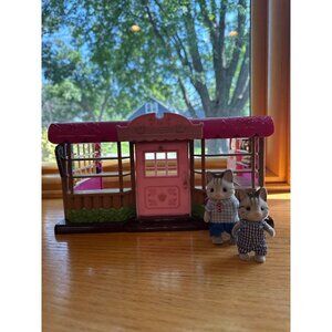 Lil Woodzeez Bakery Dollhouse Playset With 2 Flocked Cats